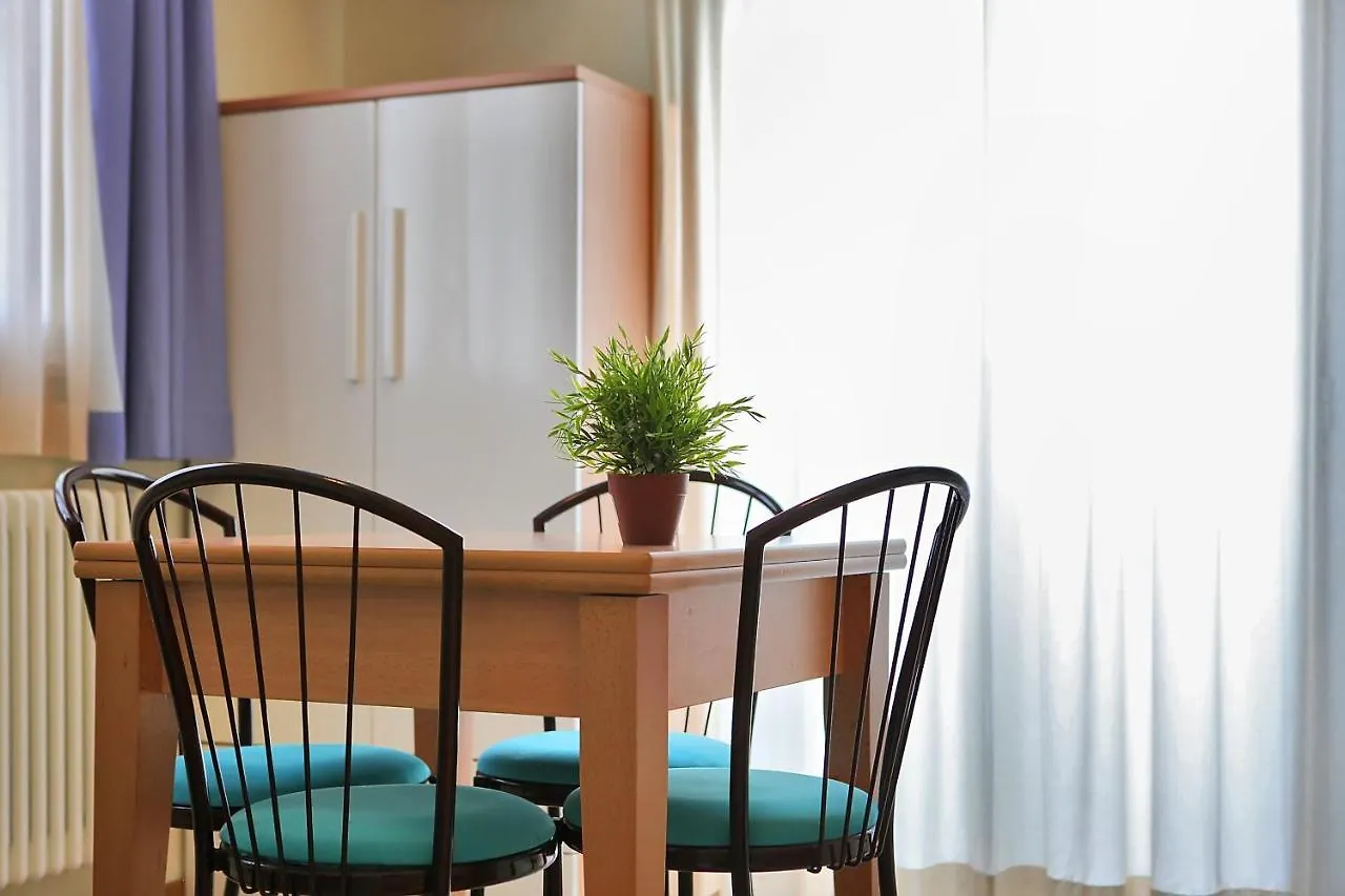 Residence Il Capodoglio Римини 3*,
